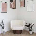 דירה Special - Stadtnah, Balkon, Parkplatz, E-ladestation, Gitterbox Fuer Fahrraeder, Fitnessstudio *