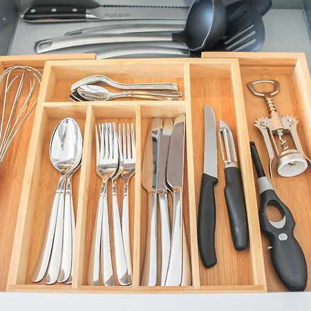 Special - Stadtnah, Balkon, Parkplatz, E-ladestation, Gitterbox Fuer Fahrraeder, Fitnessstudio * Coblence