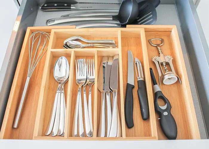 Special - Stadtnah, Balkon, Parkplatz, E-ladestation, Gitterbox Fuer Fahrraeder, Fitnessstudio * קובלנץ