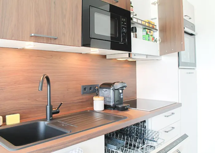 Special - Stadtnah, Balkon, Parkplatz, E-ladestation, Gitterbox Fuer Fahrraeder, Fitnessstudio Apartament *